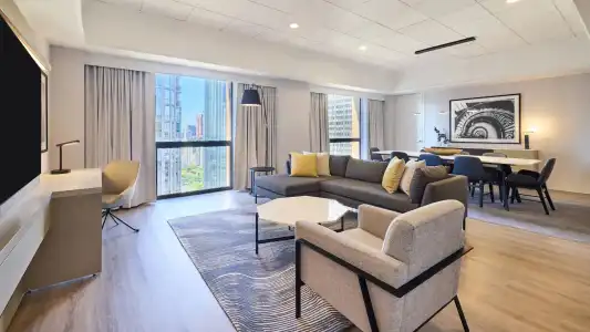 Hyatt Regency - 114