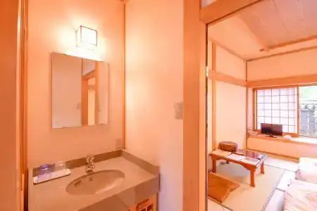 Koyasan Saizenin - 13