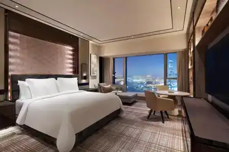 Four Seasons - 10