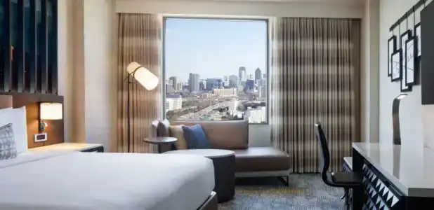 Renaissance Dallas - 63