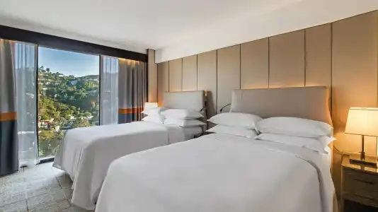 Sheraton Universal - 64