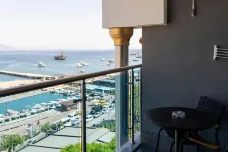 Numa Port - 103