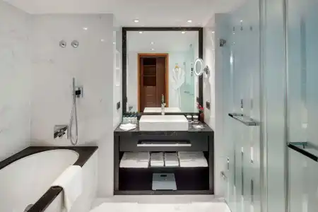 Kempinski Corvinus Budapest - 34