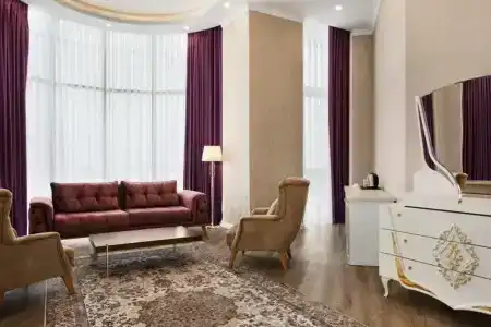 Ramada by Wyndham - 43