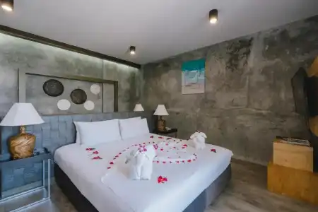 Patong Signature Boutique - 129