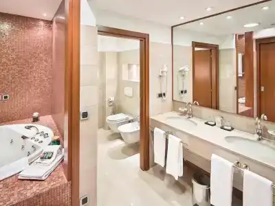 Double Tree by Hilton Ljubljana - 64