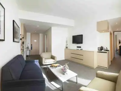 Novotel Abu Dhabi Al Bustan - 59