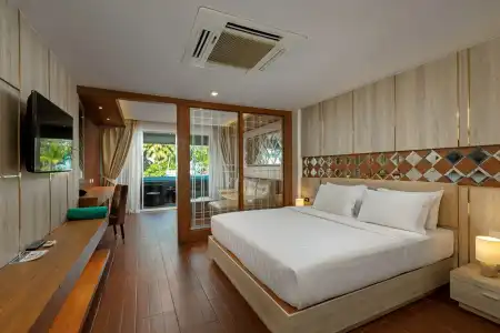Quality Beach Resorts and Spa Patong - 77