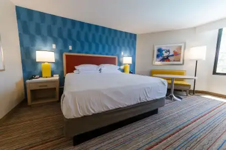 Howard Johnson by Wyndham Anaheim and Water Playground - 82