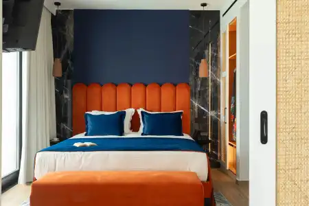 Cresanto Luxury Suites - 136