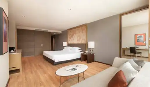 Eastin Grand Sathorn - 63