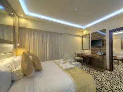 Orchid Vue - 23