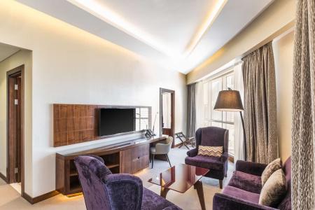 Radisson Blu, Dubai Waterfront - 74