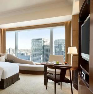 Shangri-La Tokyo - 29