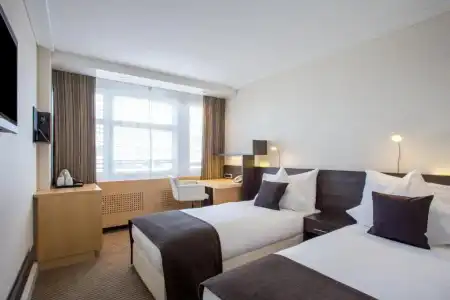 Crowne Plaza Zürich by IHG - 11