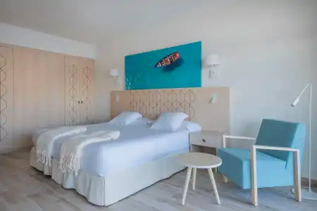 Iberostar Waves Royal Andalus - 30