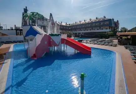 Santa Susanna Resort Affiliated by FERGUS - 18
