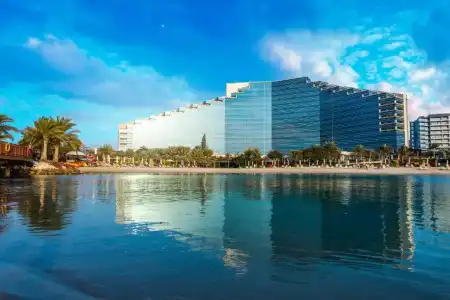 The Art & Resort - 0