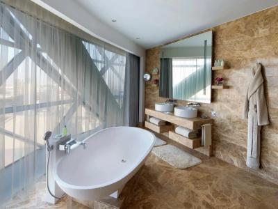Andaz Capital Gate Abu Dhabi, By Hyatt - 40