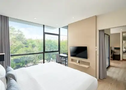 Altera and Residence - 60
