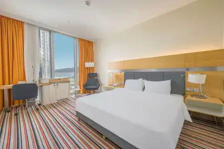 Radisson Blu - 50