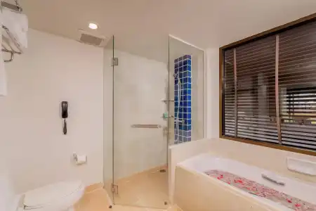 The Briza Beach Resort Khaolak - 50