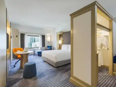 Crowne Plaza BANGKOK LUMPINI PARK by IHG - 52