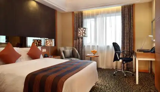 Park Plaza - 15
