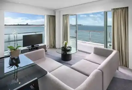 Hilton Auckland - 50