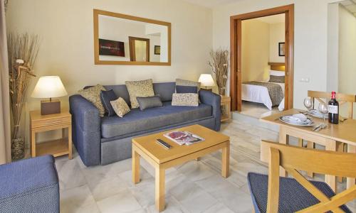 Sunset Beach Club Apartments - 77