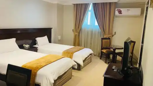 Al Bustan - 5