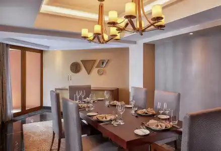 Ramses Hilton - 122