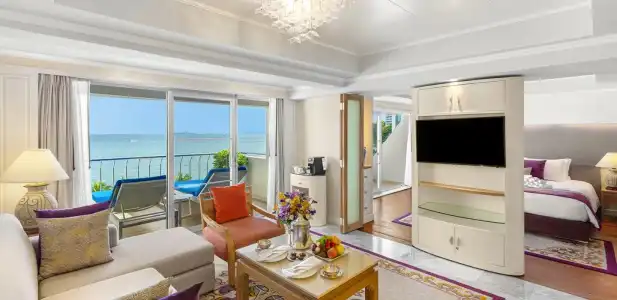 Royal Wing Suites & Spa Pattaya - 23