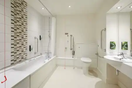 Premier Inn London Tower Bridge - 11