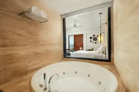 Pullman Danang Beach Resort - 77