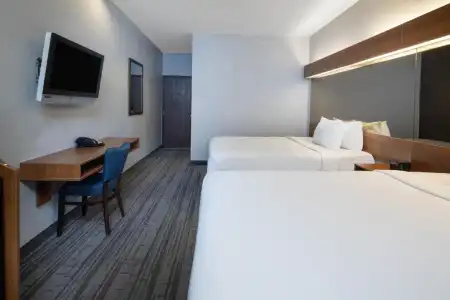 Baymont by Wyndham Las Vegas South Strip - 32