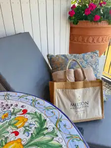 Milton Boutique - 43