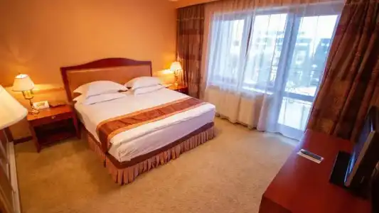 Ramada Plaza By Wyndham Gence - 105