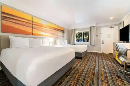 Days Inn by Wyndham San Diego Circle - 38