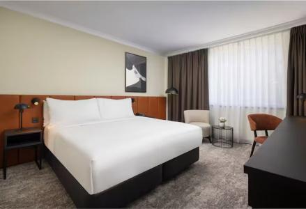 Hilton Dusseldorf - 53