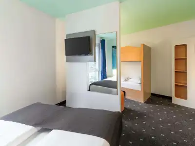 B&B Wuppertal City-Süd - 32