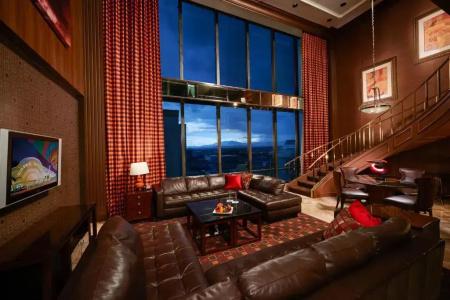 Golden Nugget - 25