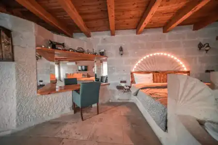 Zeus Cave Suites - 87