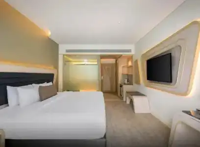 Amora Beach Resort Phuket - 29