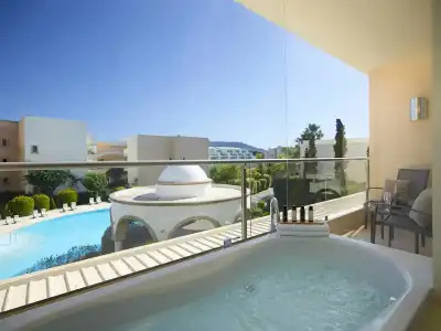 The Ixian Grand & All Suites - 44
