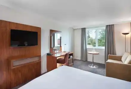 DoubleTree by Hilton Bristol North - 86