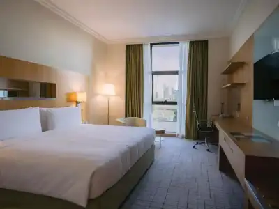 Holiday Inn Abu Dhabi by IHG - 24