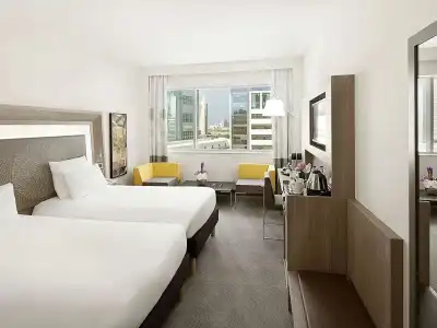 Novotel World Trade Centre Dubai - 5