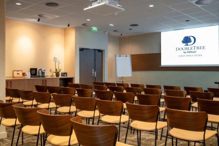 Doubletree by Hilton Paris Boulogne - 37