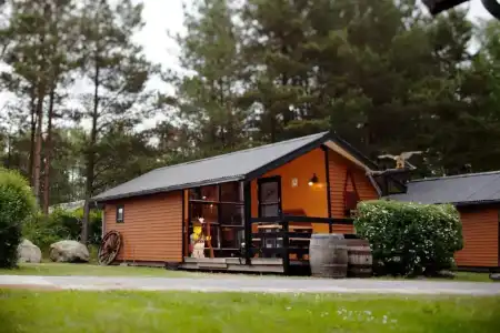 LEGOLAND Wilderness Barrels & Cabins - 16